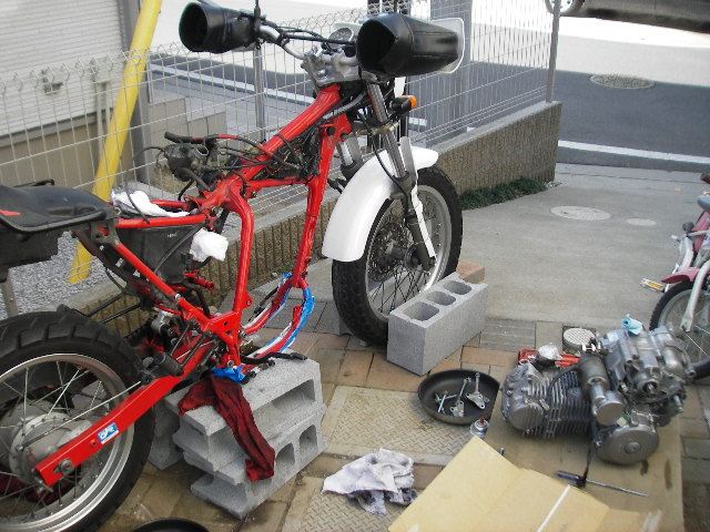 FTR223 エンジン載せ換え(ホンダ FTR223)by マグマ大使 - みんカラ