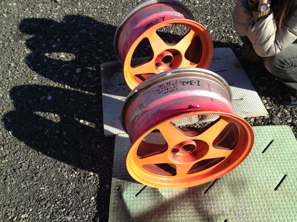 装着例 – DESMOND WHEELS