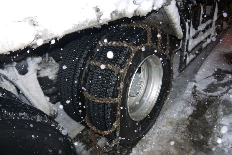 大型トラックのチェーン巻き 日産 その他 By あいえぇ なぁ cfs関東 みんカラ