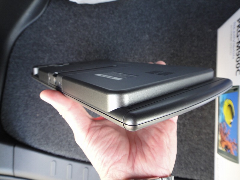 C26】リアモニター アルパインPKG-M900C取り付け①(日産 セレナ C26】リアモニター アルパインPKG-M900C取り付け①(日産 セレナ