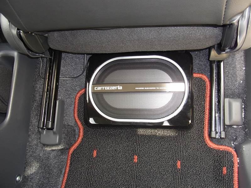 ジムニー Jb23w サブウーファー取り付け Ts Wx110a By ホソヤン ゞ みんカラ ジムニー Jb23w サブウーファー取り付け Ts Wx110a By ホソヤン ゞ みんカラ