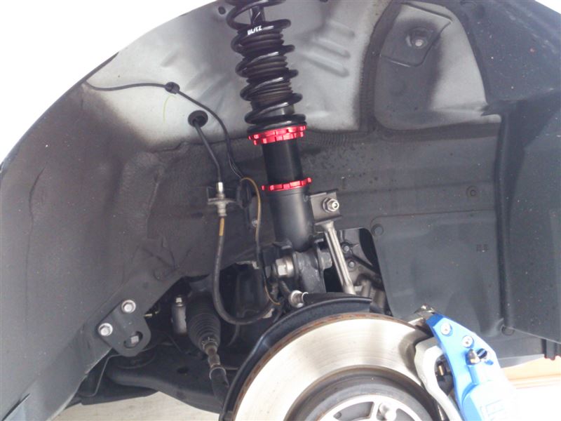 プリウスa 40系 Blitz Damper Zz R 車高調整ちょこっとdown By Tasogare333 みんカラ