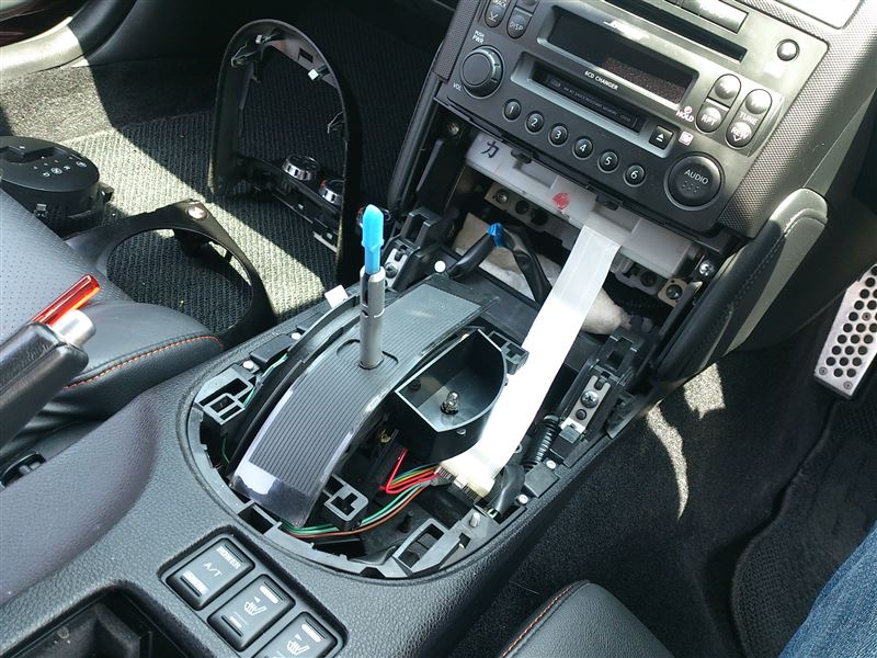 86にKITシフトハーネス取付☆+/-動作が逆転♪ | 知立店