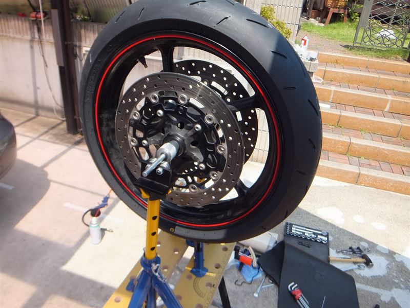 YZF-R6フロントタイヤ交換～④（ヤマハ YZF-R6）by 葵 由埜