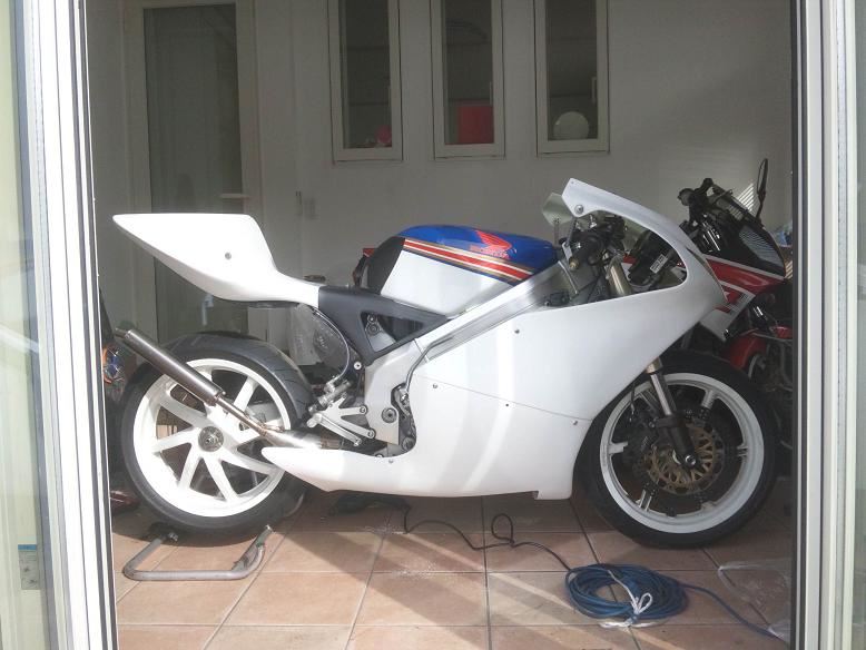 TYGAカウル仮合わせ（ホンダ NSR250R）by スケート靴職人
