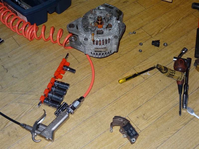オルタネーター Icレギュレータ 元に戻す トヨタ スプリンターカリブ By 2772 みんカラ オルタネーター Icレギュレータ 元に戻す トヨタ スプリンターカリブ By 2772 みんカラ