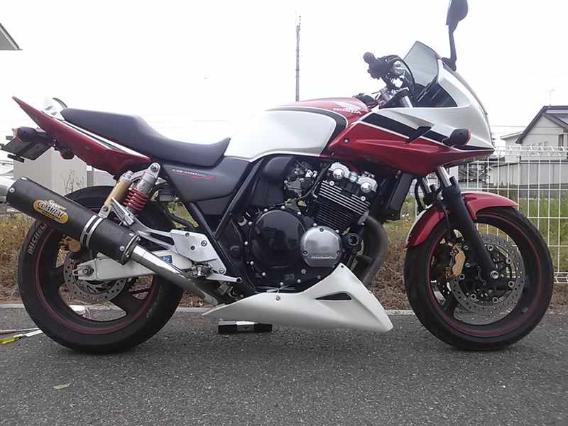 アンダーカウルCB400SB CB400SB モトズームアンダーカウル装着（後編） - YouTube