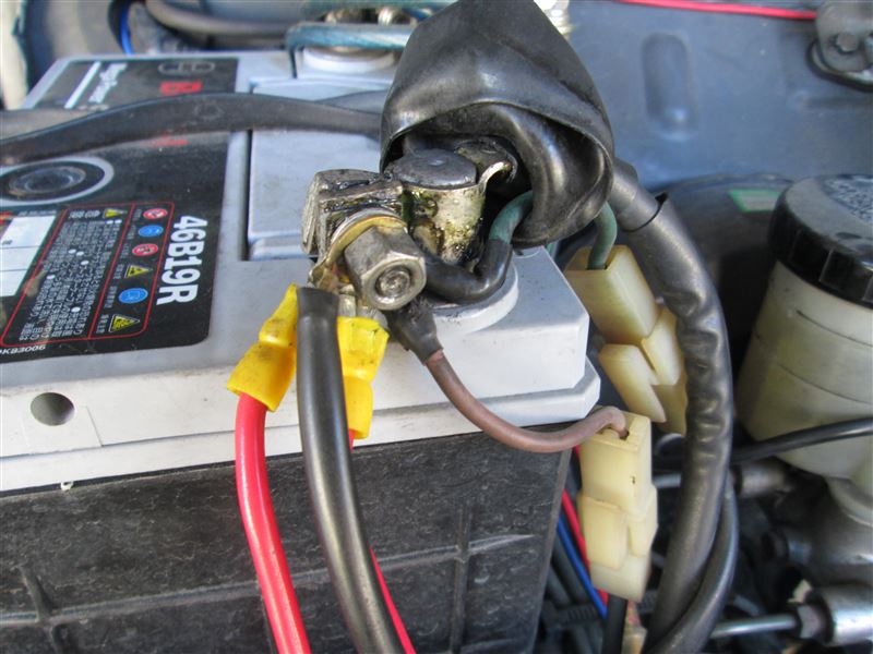 電源取り出しターミナル取付