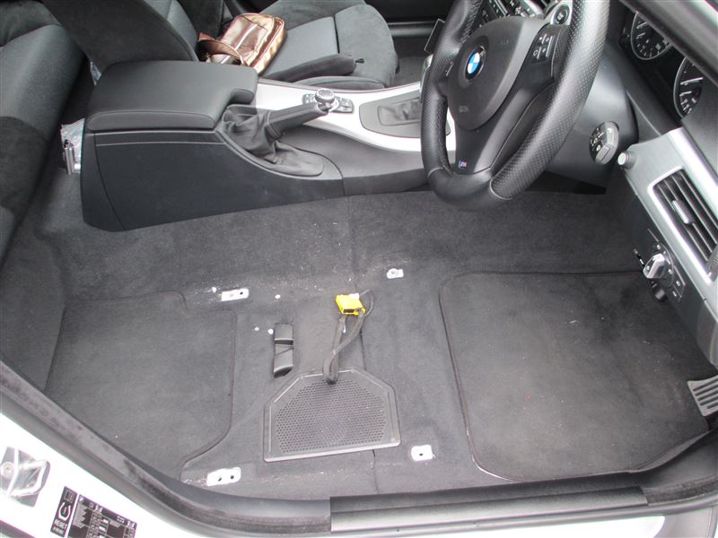 3シリーズ セダン (E90) 【E90】RECARO SR-6 取り付け by YUSUKE ...