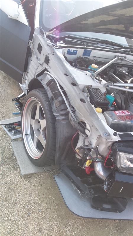 BNR32 ワイドフェンダー純正加工 取り付け ②（日産
