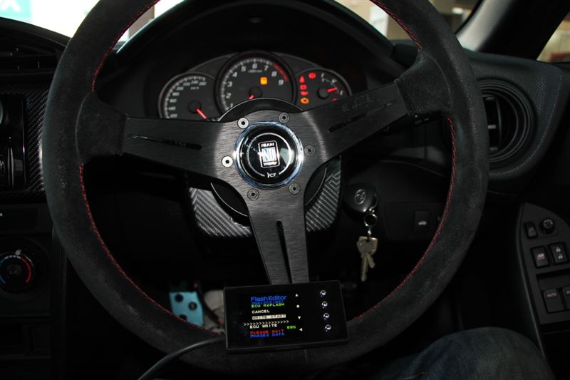 HKS GT-SPEC用キャタライザー付きエキマニ取付け（トヨタ 86