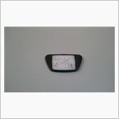 シールを貼り付けて表示部分のみ切り抜き、あと黒い水性塗料を二回スプレーします。<br />
その前に周辺部分との段差をルータと水性ペーパーでならしておきました。