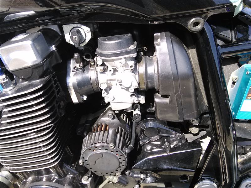 overフルパワーキット取付（ヤマハ XJR1300）by 軽トラパパ