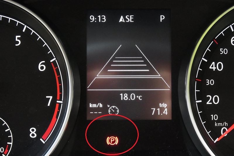 停車中のストップランプの点灯状態を確認する方法 フォルクスワーゲン ゴルフ ハッチバック By Mo Oom みんカラ 停車中のストップランプの点灯状態を確認する方法 フォルクスワーゲン ゴルフ ハッチバック By Mo Oom みんカラ