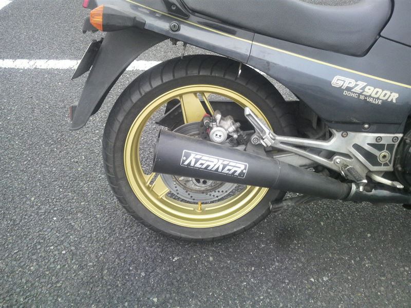 ZX-10リアホイール流用 ワイドラジアル化(カワサキ GPZ900R)by ZX-10リアホイール流用 ワイドラジアル化(カワサキ GPZ900R)by