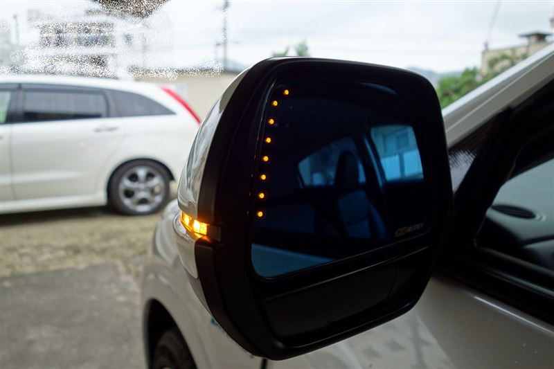 無限 Hydrophilic Mirrorを取り付ける 1 2 ホンダ ヴェゼルハイブリッド By どかん みんカラ
