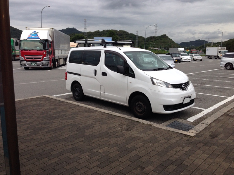 ホイールキャップ撤去（日産 NV200バネット）by PーMAN