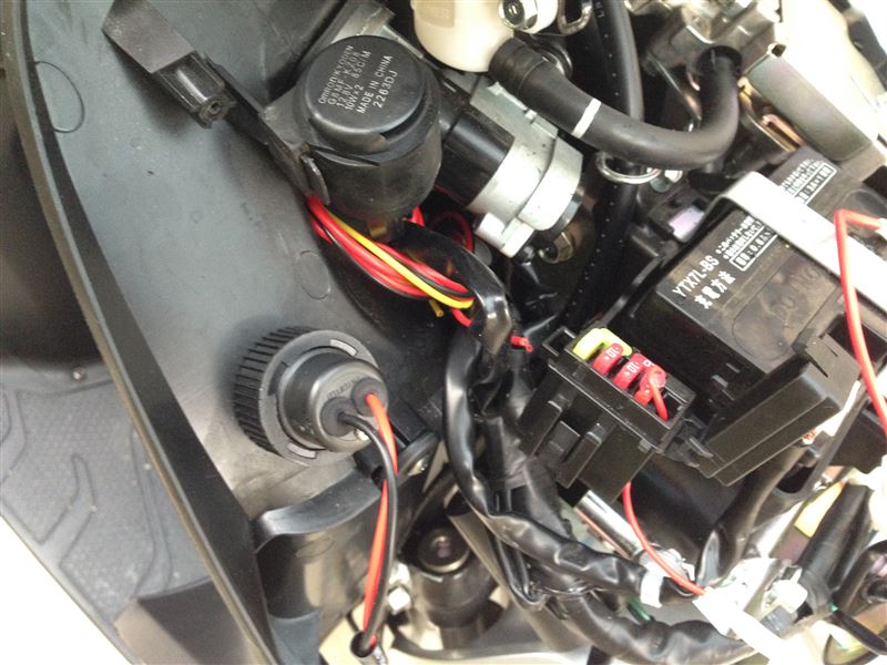 スマホ充電用にusb端子を取り付けました ホンダ Dio 110 ディオ110 By Kotetsu39 みんカラ スマホ充電用にusb端子を取り付けました ホンダ Dio 110 ディオ110 By Kotetsu39 みんカラ