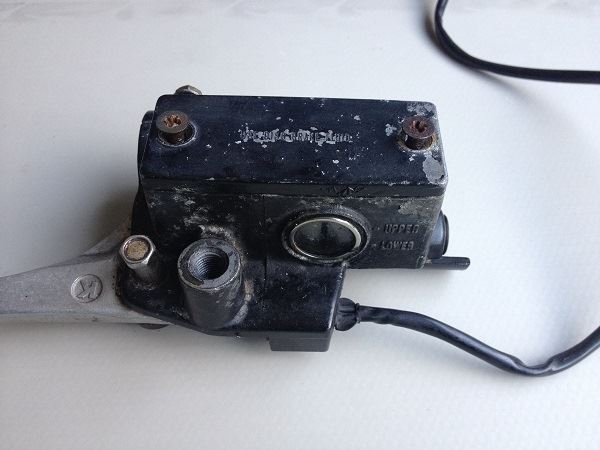 カワサキ純正角マスター（14Φ） レストア（カワサキ Z400FX
