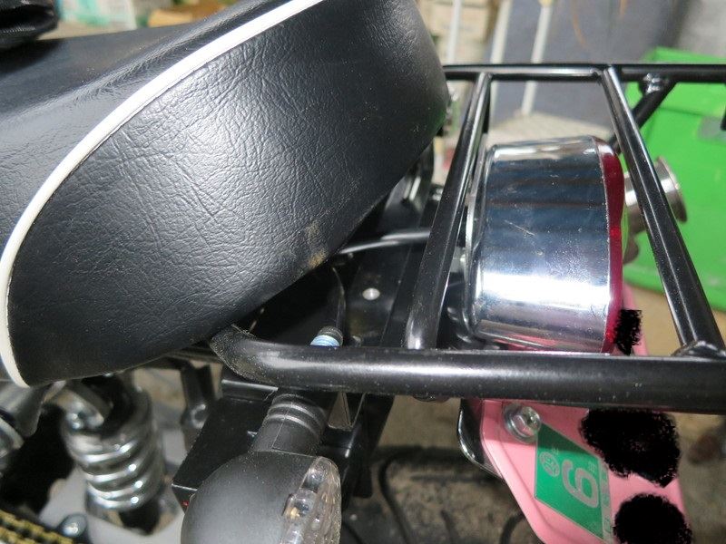 中華ゴリラ125ccに純正タイプゴリラ用キャリアの取付（ホンダ