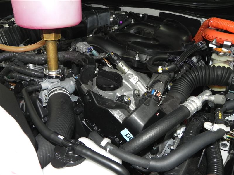 2GR-FSE エンジン降し作業後のクーラントエア抜き