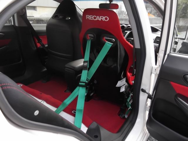 Takata 4点式ハーネス 肩ベルト取付 ホンダ シビックタイプr By Melr みんカラ