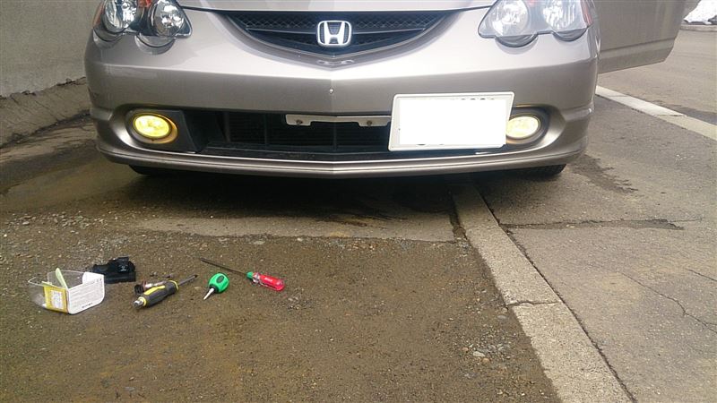 RAYBRIG / スタンレー電気 ツインフォグ のパーツレビュー