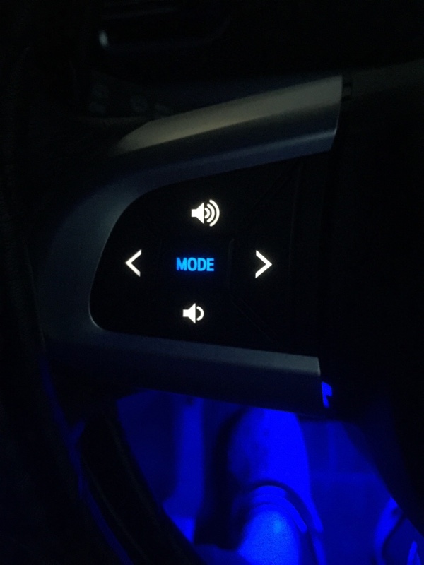 ステアリングスイッチ LED打ち替え（ダイハツ タントカスタム
