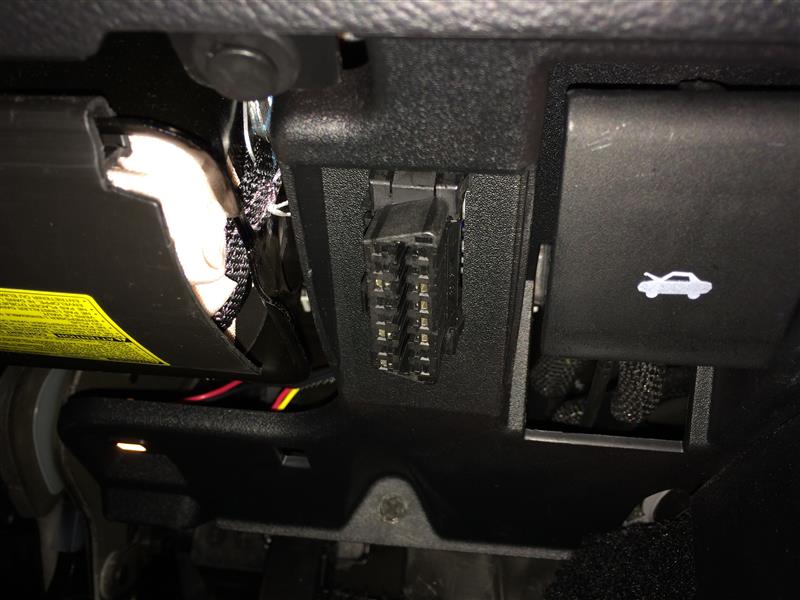 レーダー探知機 ユピテル GWR103sd＋OBDF12－M取り付け（ジープ
