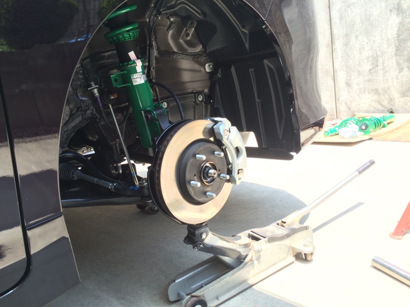 車高調取付 Tein Flex Z フロント トヨタ ノア ハイブリッド By べるの Ac09 みんカラ