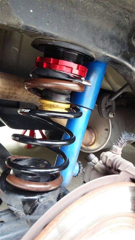 リアの車高調があったり無かったり（スズキ Keiワークス）by