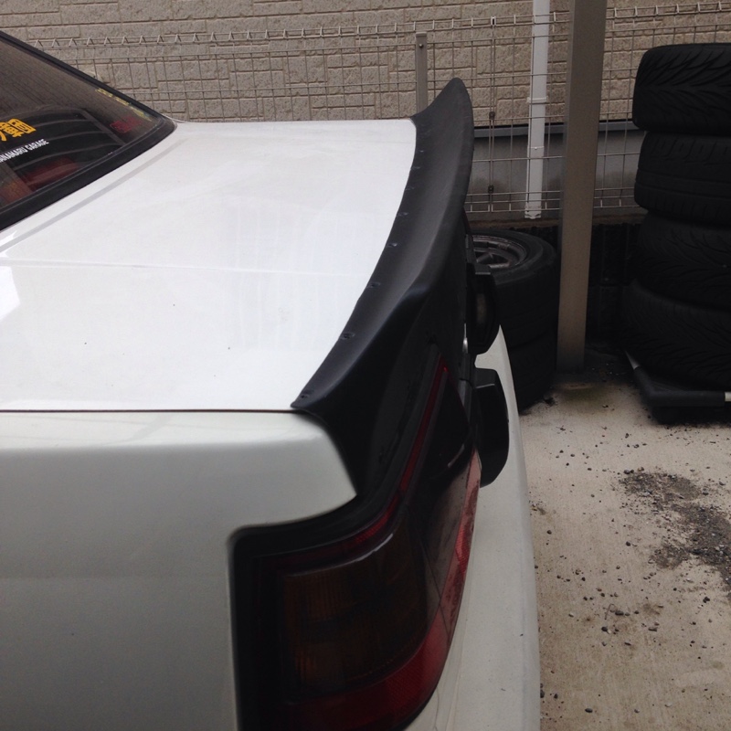 AE86 2ドアダックテールリヤスポイラー