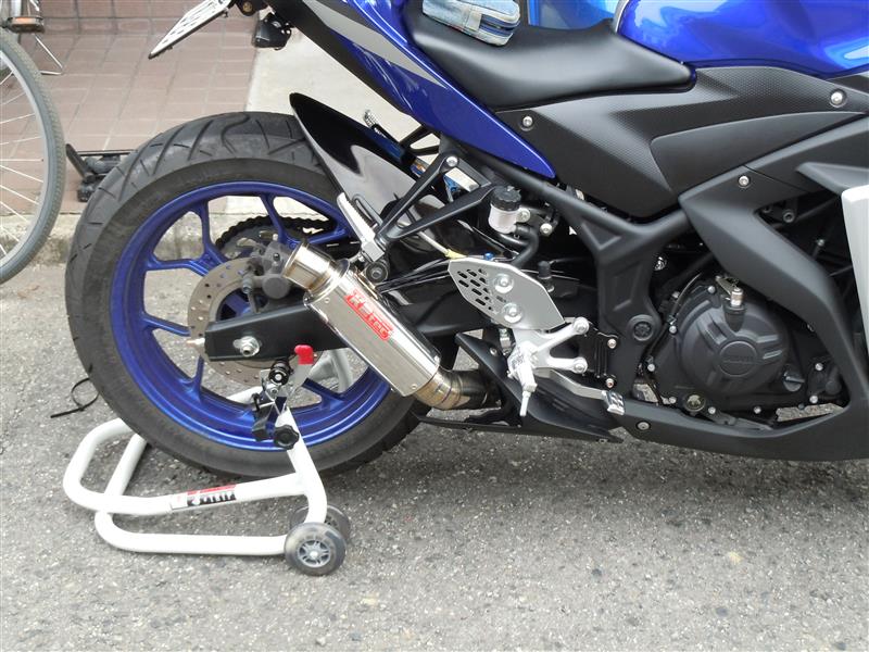 YZF R25 A-TECH リアフェンダー 取り付け（ヤマハ YZF-R25
