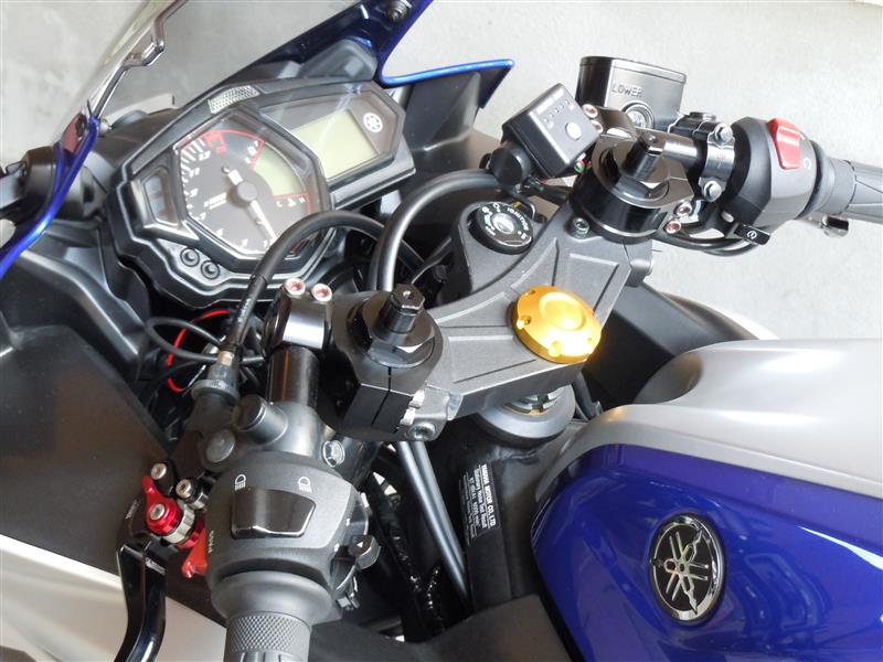YZF-R3 YZF-R25 フロントフォーク