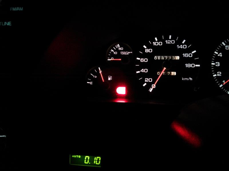 BNR32 時計故障 修理(その1)(日産 スカイラインGT‐R・R32 BNR32 時計故障 修理(その1)(日産 スカイラインGT‐R・R32