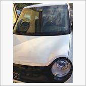 嫁さん号年末なんで洗車。<br />
久しく洗車してあげてなかった(；´Д`A<br />
ご苦労様の意味を込めて♫<br />
とはいえ今日は汚れ落しだけ(^◇^;)<br />
日をあらためて磨いて先日買ったコーティング剤を塗布しようと思ってます。<br />
<br />
http://minkara.carview.co.jp/smart/userid/761335/car/1288892/7142640/parts.aspx<br />
<br />
現在嫁さん、病で倒れて長期療養中。<br />
復帰したらいつでも綺麗な車に乗れるように♫<br />
