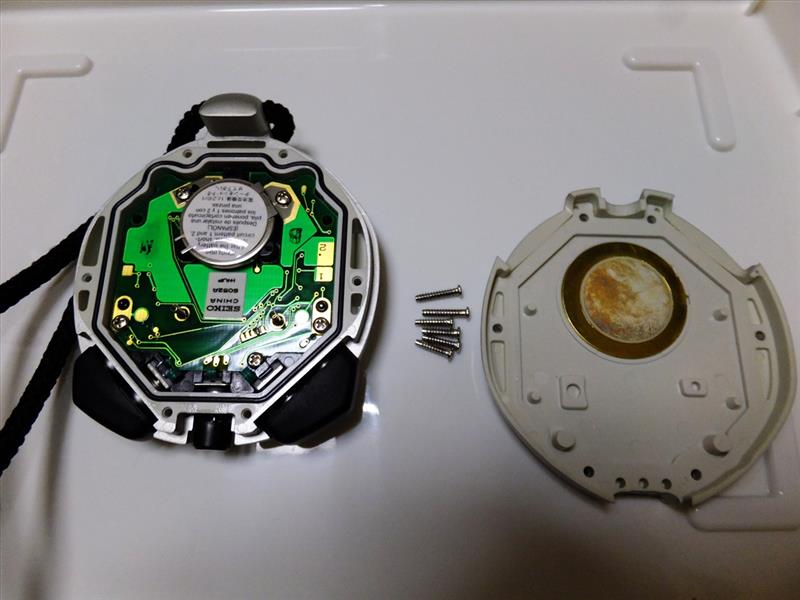 ストップウォッチ電池交換（備忘録 車以外でごめんなさい
