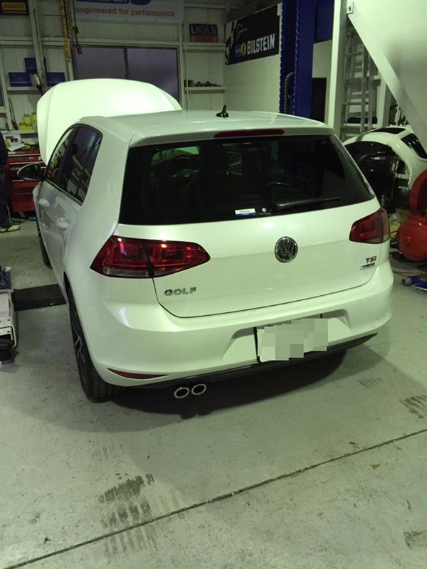 ゴルフ7 GTI 純正サスペンションキットの交換(フォルクスワーゲ ゴルフ7 GTI 純正サスペンションキットの交換(フォルクスワーゲ