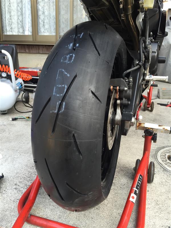 前後 タイヤ交換 Dunlop A 13z ホンダ Cbr600rr By もっさん Sc59 みんカラ