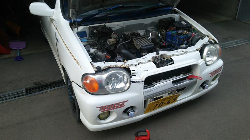 ヒューズが飛んでますがなおして使う方が入れば幸いです