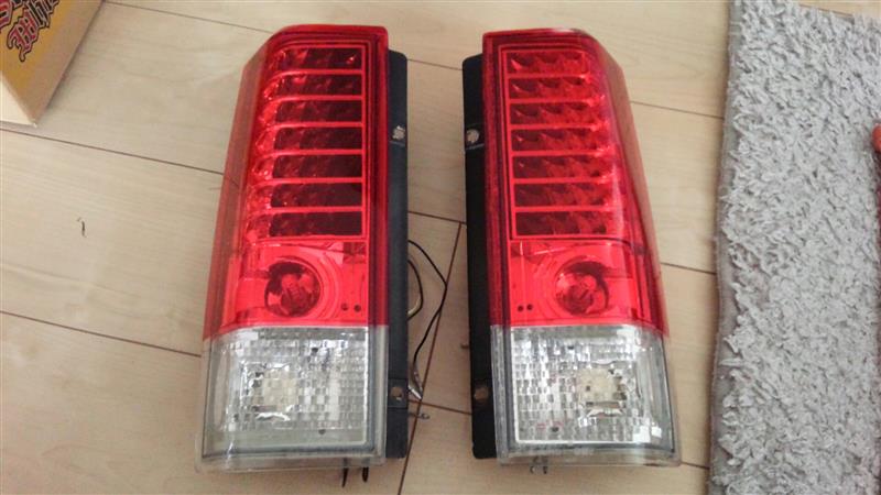 ワンオフLEDテールを付けてみた～♪(´ε｀ )（シボレー アストロ