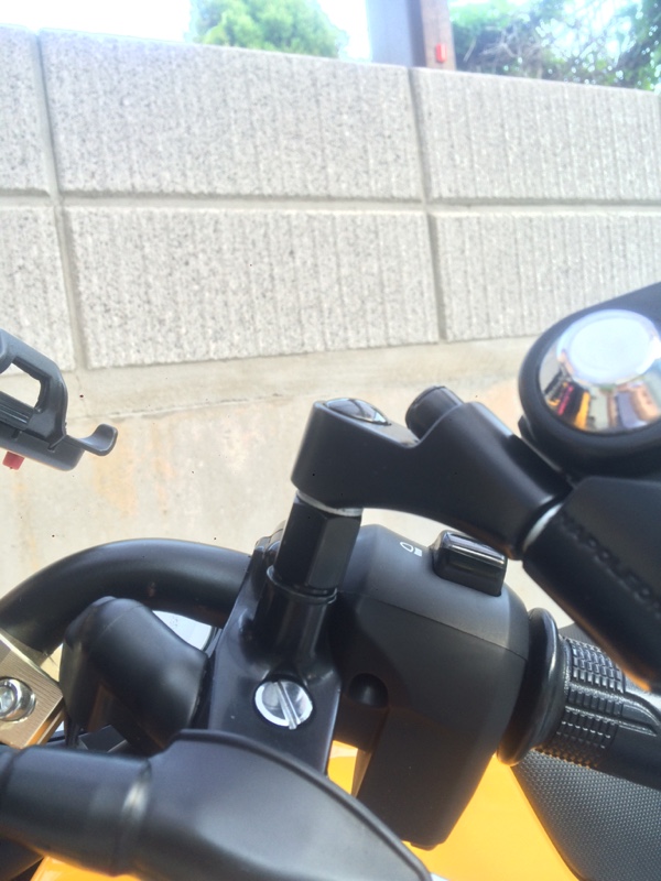 ナポレオンシャークミラーの緩み防止。（ホンダ グロム125）by