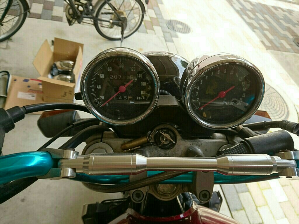 タコメーター交換とメーター球をLEDに(スズキ GSX400インパルス タコメーター交換とメーター球をLEDに(スズキ GSX400インパルス