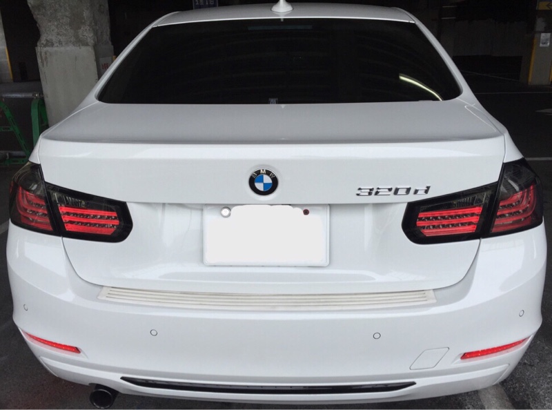 BMW F30 スモークテールカバー エナジーモータースポーツ