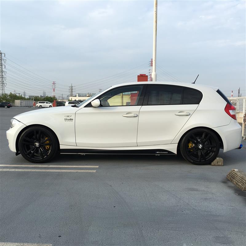 リアブレーキキャリパー&ローター塗装(BMW 1シリーズ ハッチバック ...