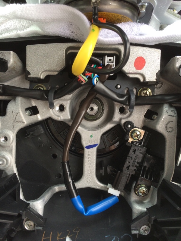トヨタ純正 光るクルコンスイッチ（トヨタ ハイエースバン・H200