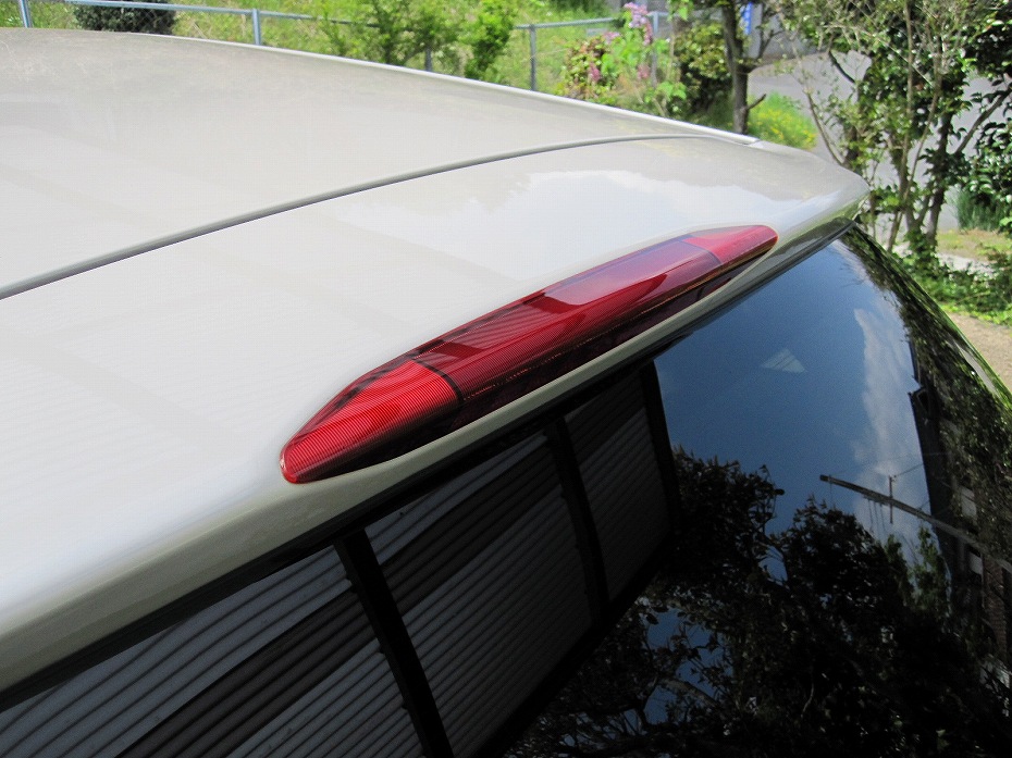 Valenti LEDハイマウントストップランプからの雨漏り(スバル Valenti LEDハイマウントストップランプからの雨漏り(スバル
