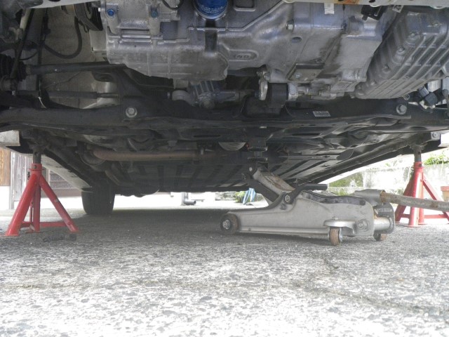 フロントスタビライザー交換（GE8フィットRS用流用）（ホンダ