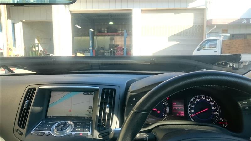 ポップアップエンジンフード撤去（日産 スカイラインクーペ・V36