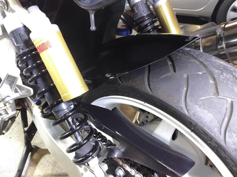 リアフェンダーを付けるよ（ホンダ CB1300 SUPER BOL D'OR